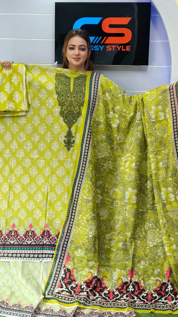 New Premium Zom Zom Lawn Three Piece With Print Salwar