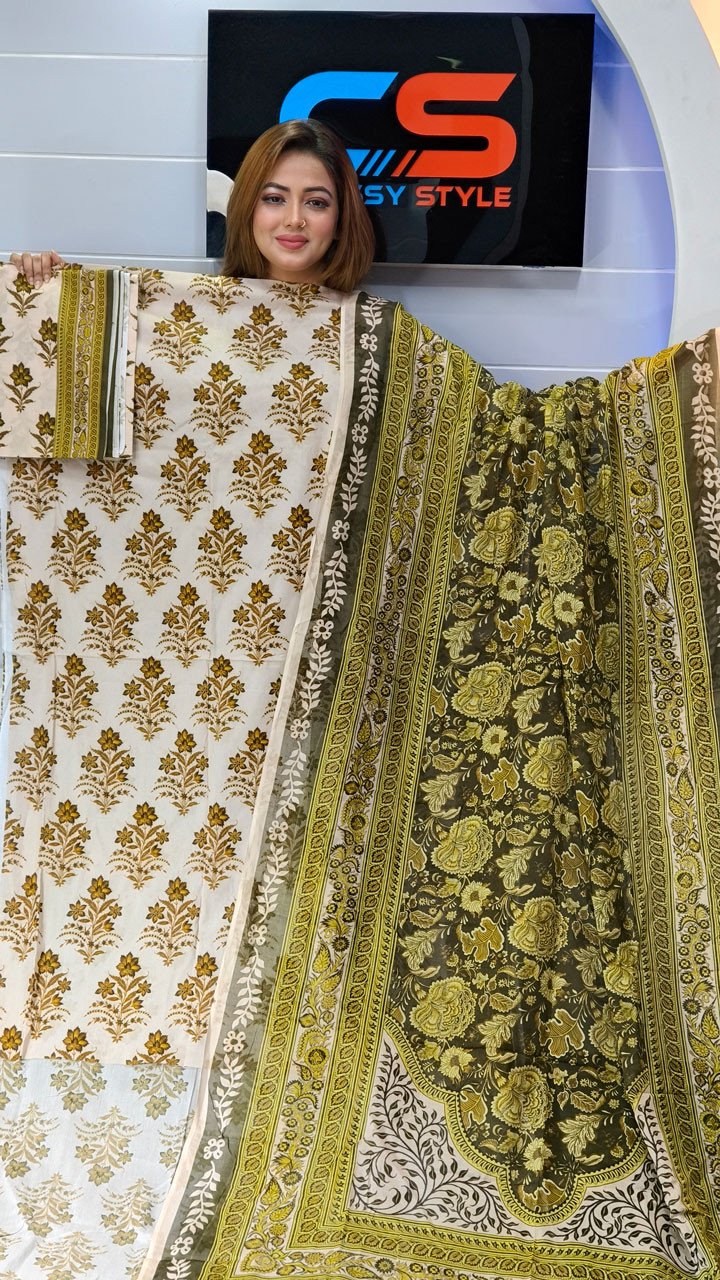 New Premium Zom Zom Lawn Three Piece With Print Salwar